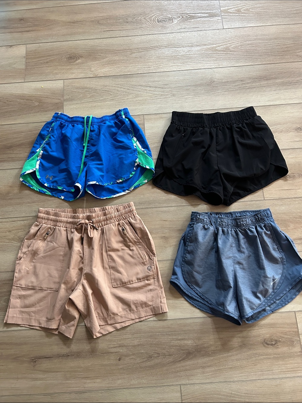 Bundle of women’s shorts size XS/S
